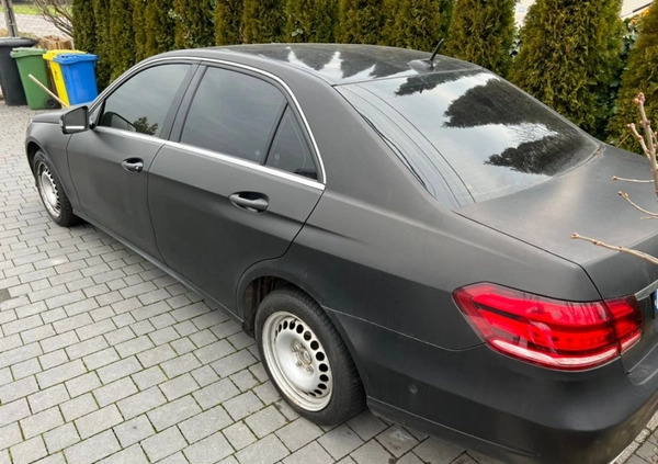 Mercedes-Benz Klasa E cena 16500 przebieg: 460000, rok produkcji 2015 z Warszawa małe 436